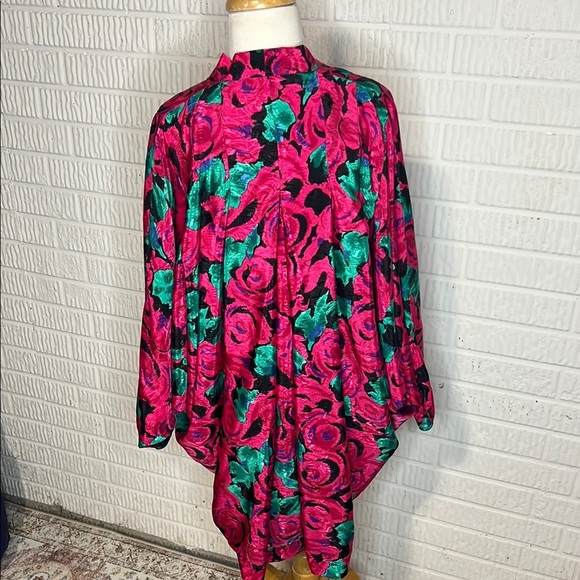 Vintage Floral Pink and Green Women's Open Front Handmade Cardigan - Picture 2 of 3